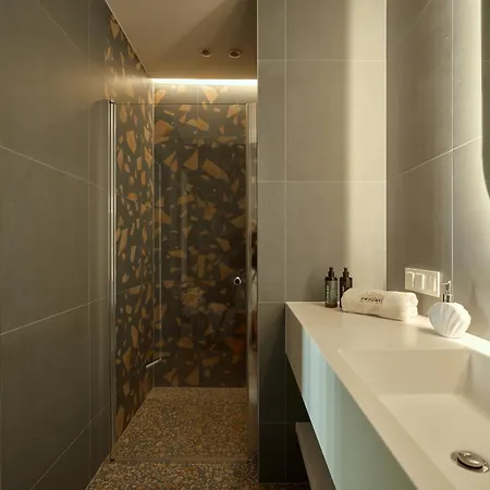 Apartahotel Persante Sunrise Collection Marina & River By Downtown Apartments 3*